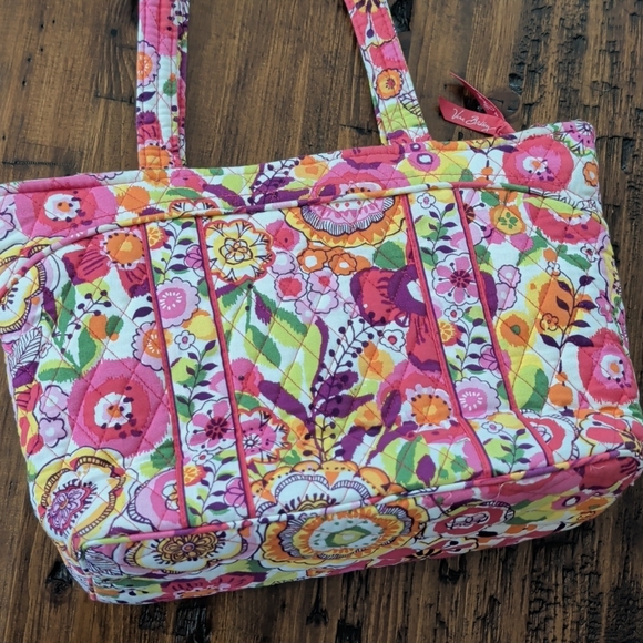 Vera Bradley Clemetine Floral Pink Tote Bag with Matching Wallet - Picture 2 of 16